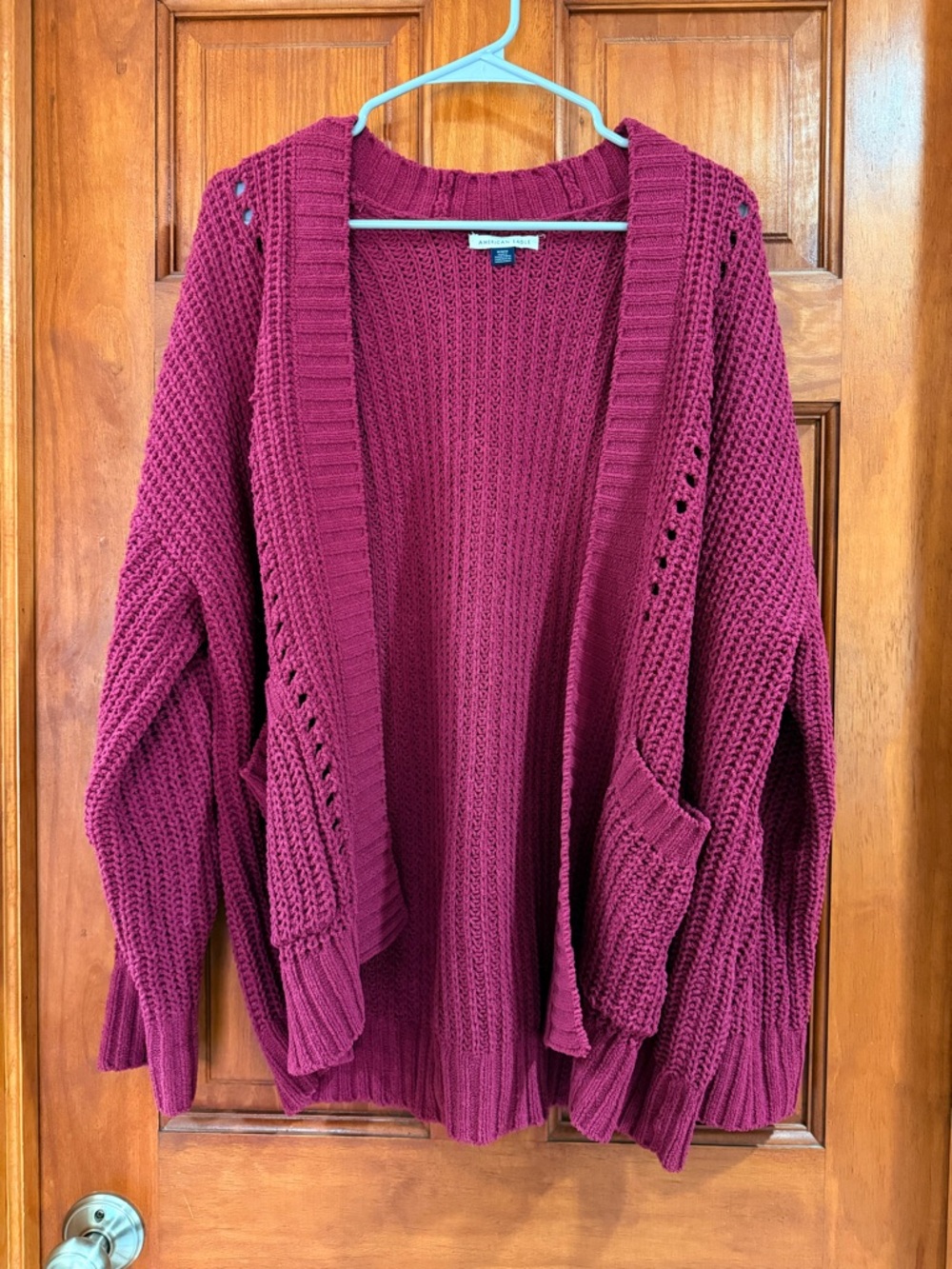 American Eagle Outfitters Open-Front Chunky Cardigan in Wine